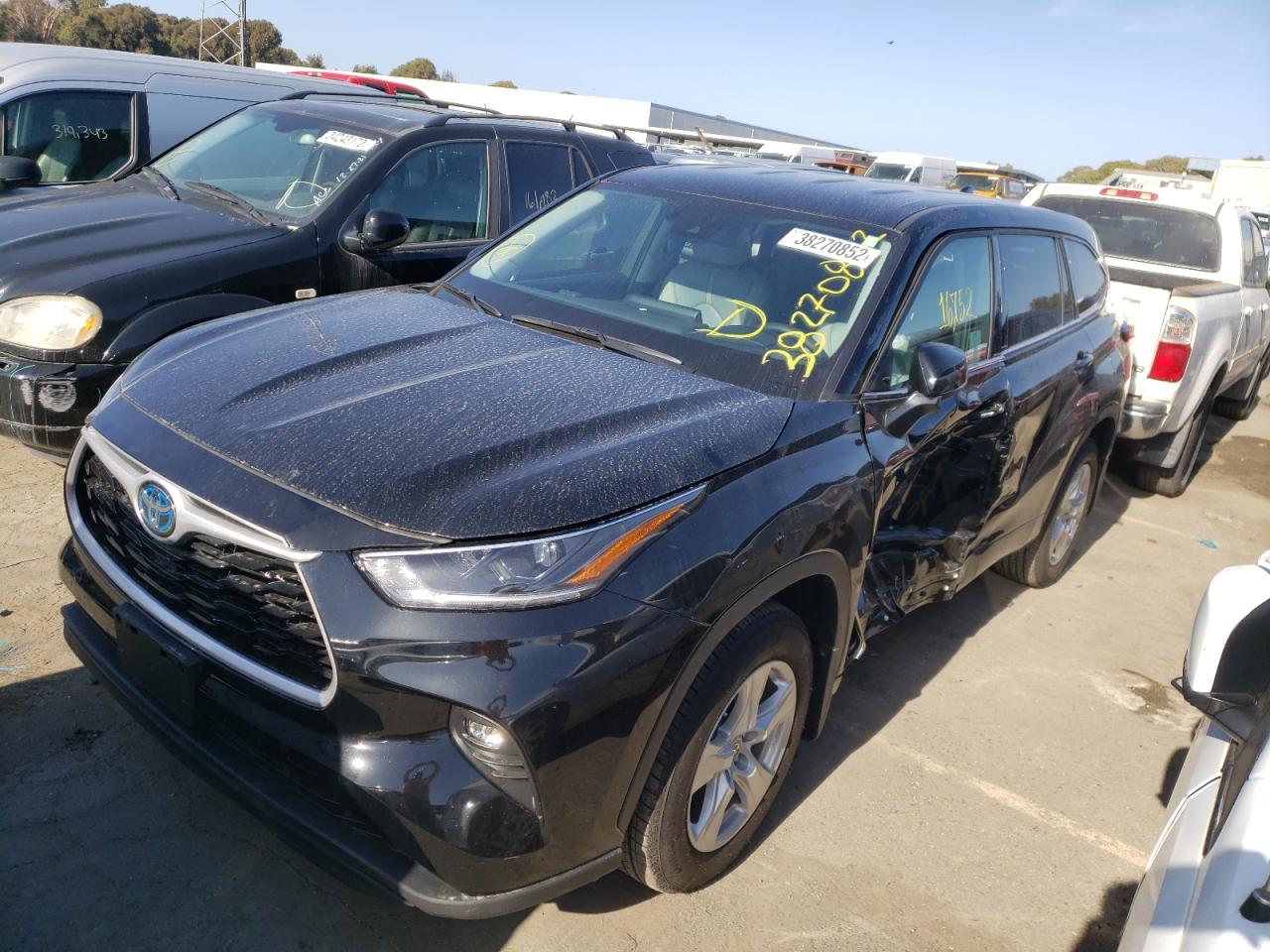 Photo 2 from auction – 2021 TOYOTA HIGHLANDER with VIN 5TDBBRCH9MS537185