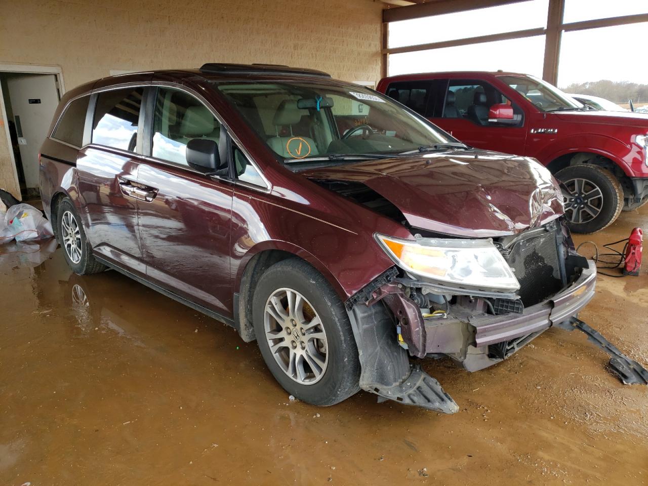 HONDA ODYSSEY EX 2013 with VIN 5FNRL5H62DB083913 - Photo from auction
