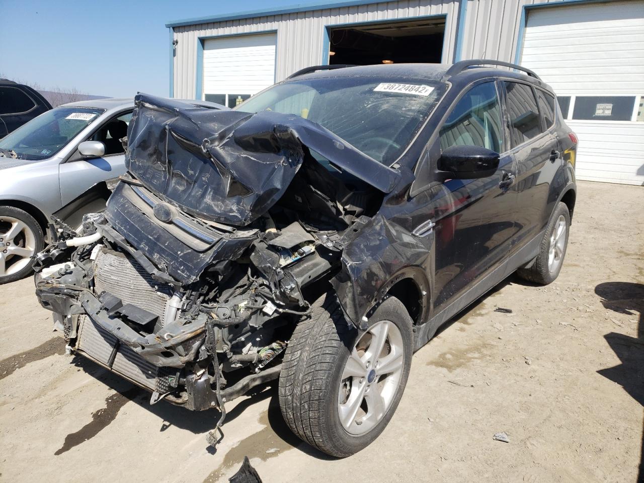 Photo 2 from auction – 2014 FORD ESCAPE SE with VIN 1FMCU9GX3EUC72353