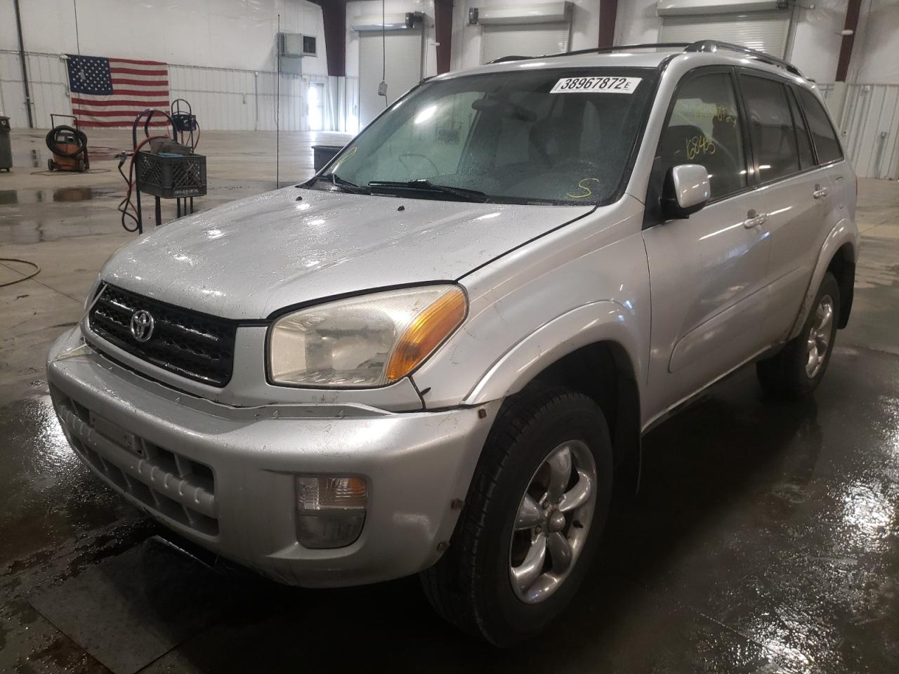 Photo 2 from auction – 2002 TOYOTA RAV4 with VIN JTEHH20V126045169