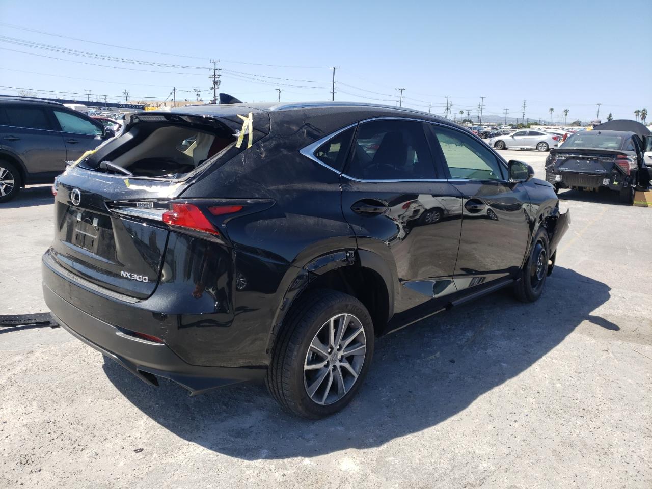 Photo 4 from auction – 2021 LEXUS NX 300 BAS with VIN JTJDARBZ0M5035819
