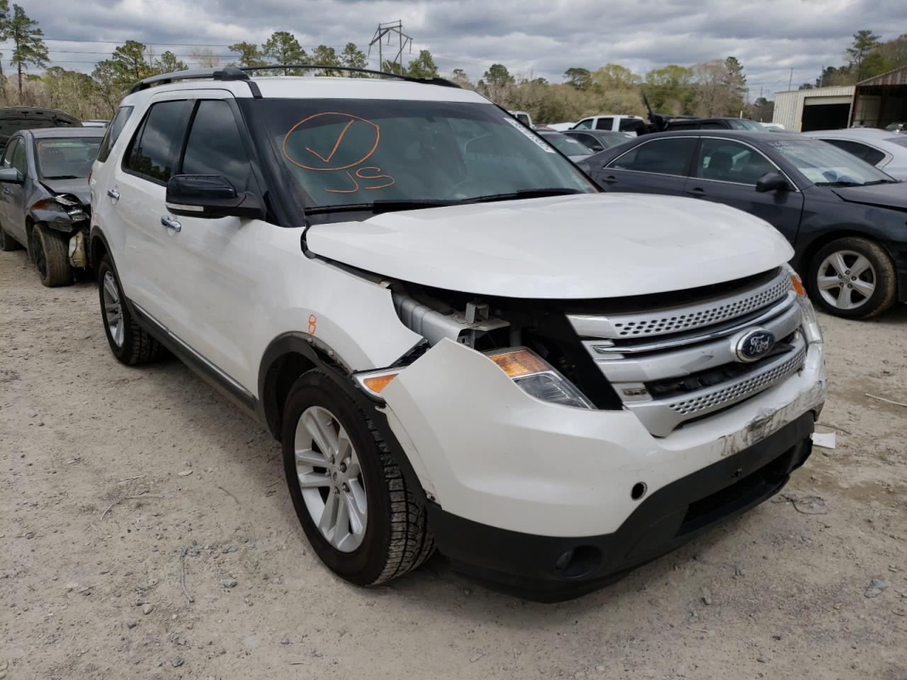 FORD EXPLORER X 2014 with VIN 1FM5K7D85EGB66596 - Photo from auction