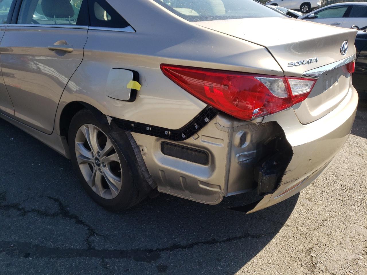 Photo 9 from auction – 2011 HYUNDAI SONATA GLS with VIN 5NPEB4AC1BH197945
