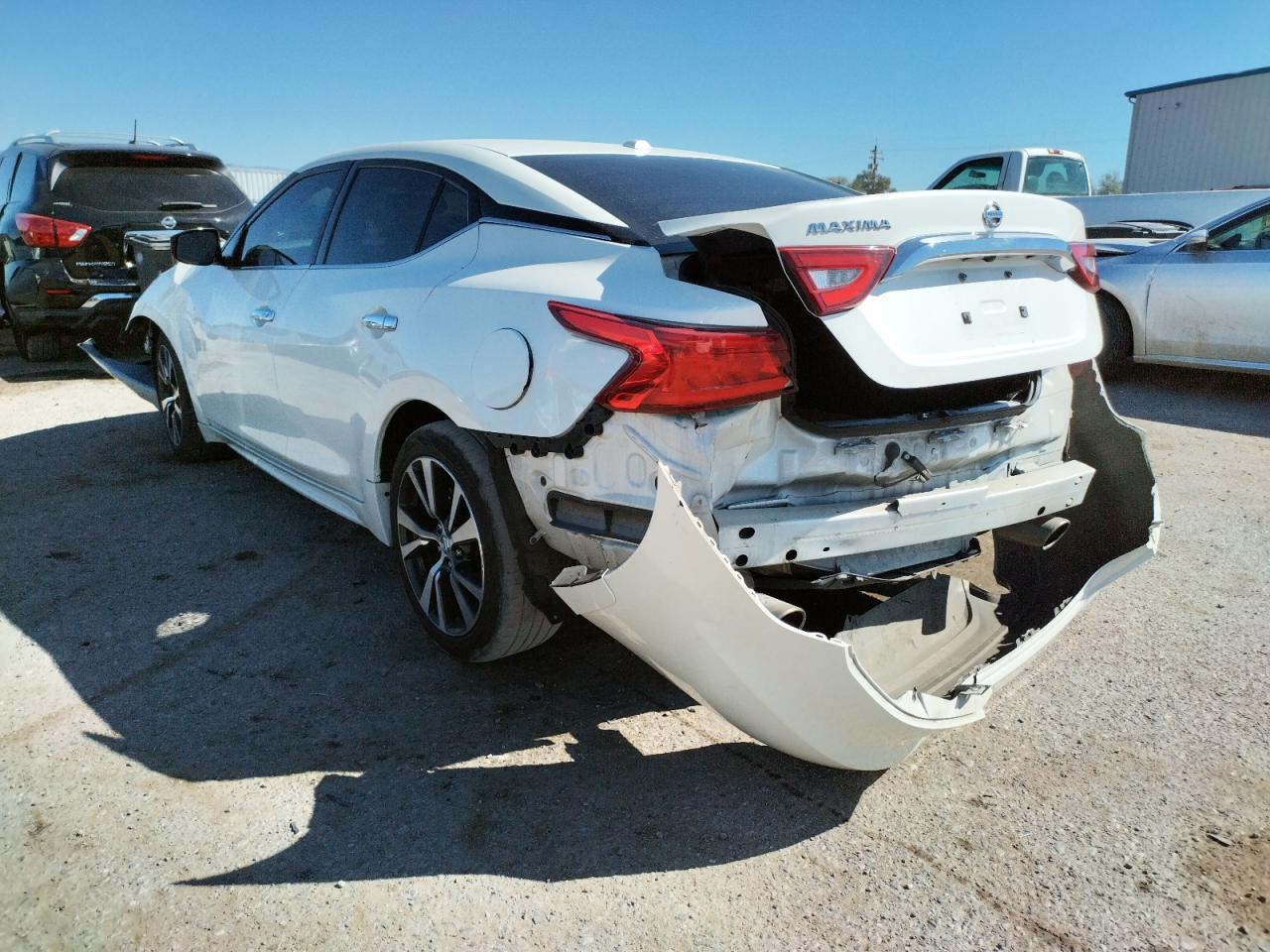 Photo 3 from auction – 2016 NISSAN MAXIMA 3.5 with VIN 1N4AA6AP2GC397967