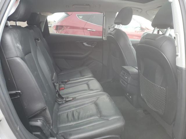 Photo 6 from auction – 2019 AUDI Q7 PREMIUM with VIN WA1LAAF75KD012140