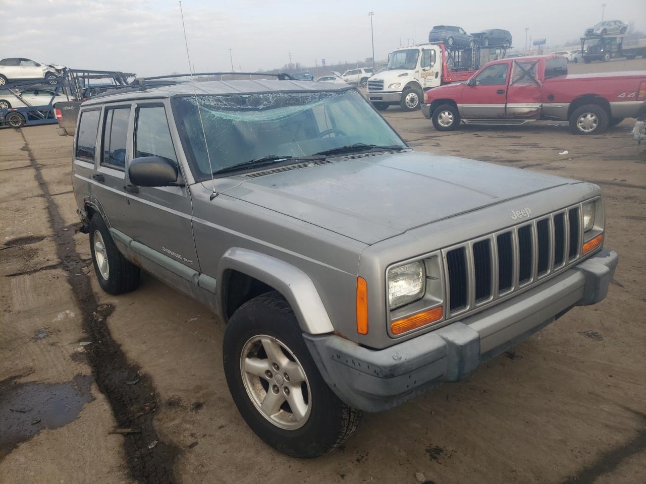 JEEP CHEROKEE S 2000 with VIN 1J4FF48S2YL267411 - Photo from auction