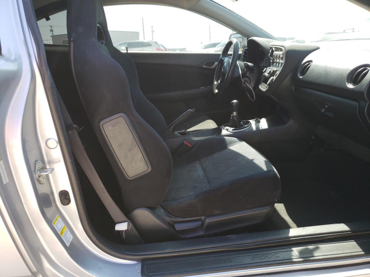 Photo 5 from auction – 2002 ACURA RSX with VIN JH4DC53692C805825