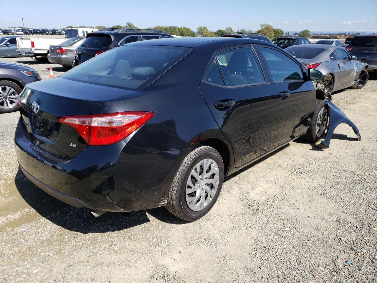 Photo 4 from auction – 2018 TOYOTA COROLLA L with VIN 2T1BURHE7JC079966