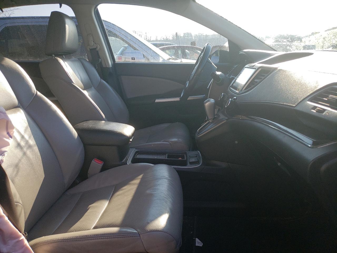 Photo 5 from auction – 2016 HONDA CR-V EXL with VIN 2HKRM4H71GH722241