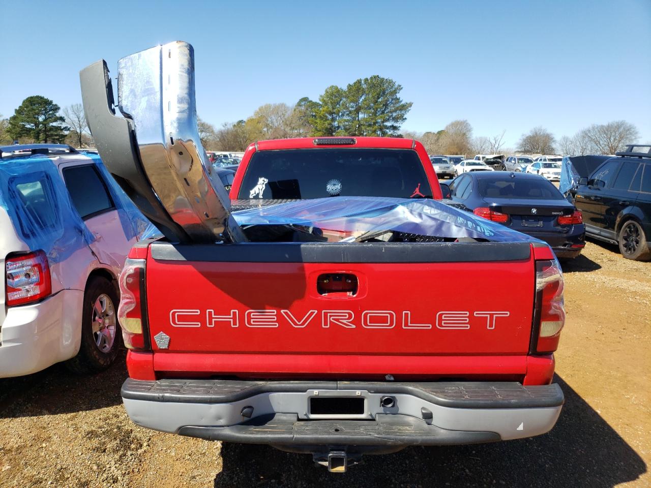 Photo 6 from auction – 2005 CHEVROLET SILVERADO with VIN 1GCEC14X65Z151597