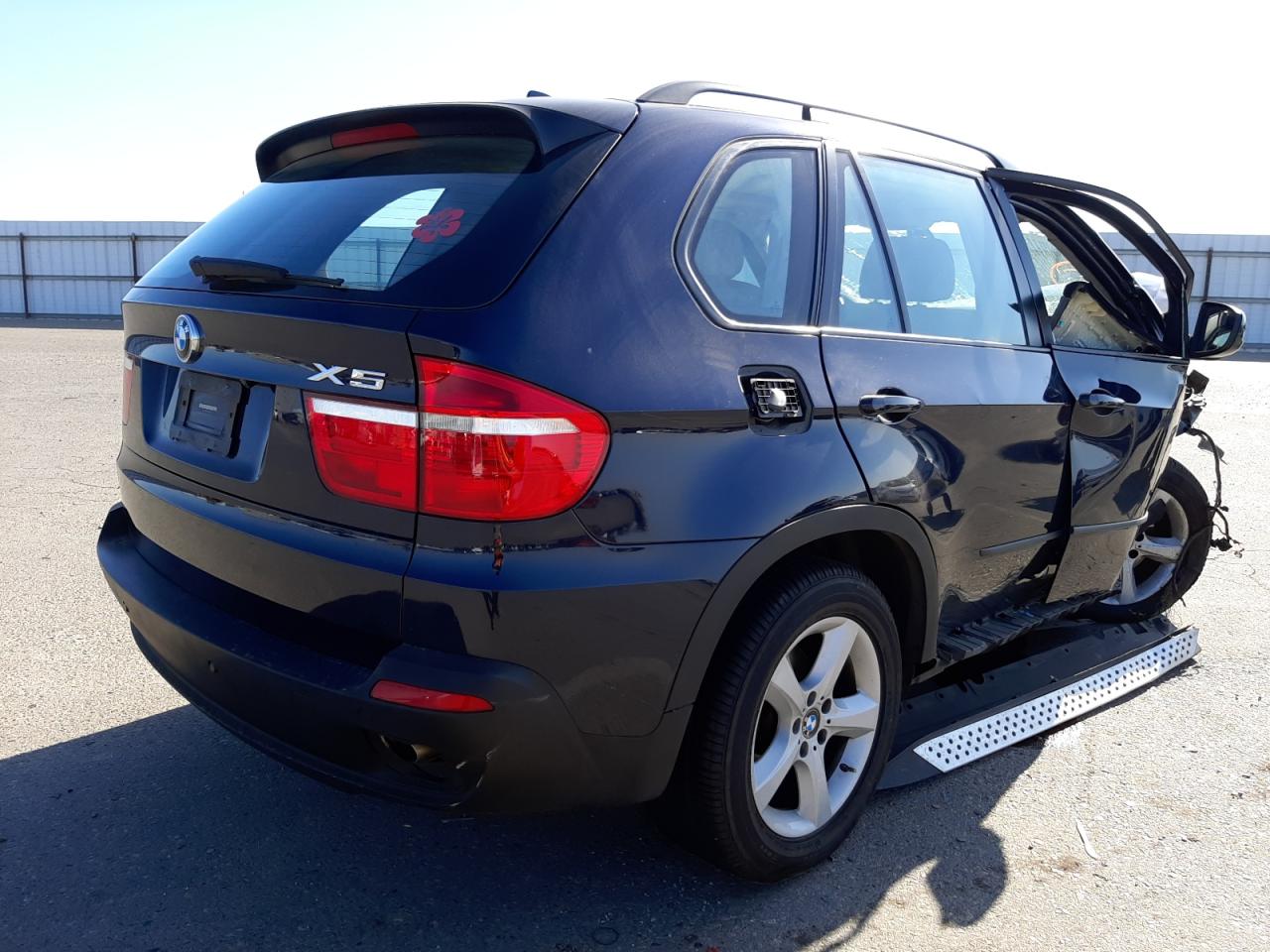 Photo 4 from auction – 2007 BMW X5 3.0I with VIN 5UXFE435X7L013663