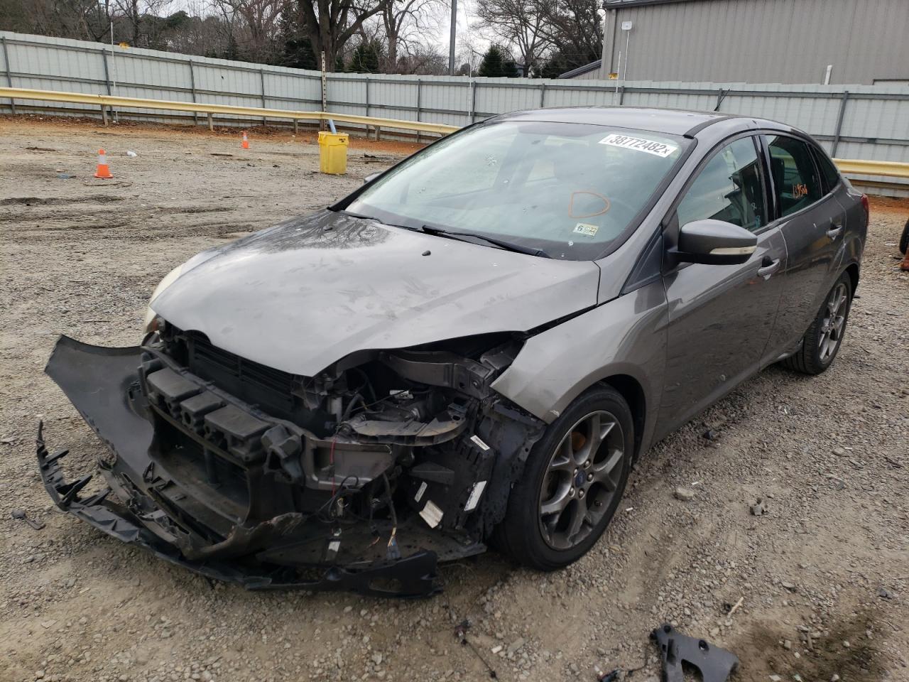 Photo 2 from auction – 2013 FORD FOCUS SE with VIN 1FADP3F29DL375063