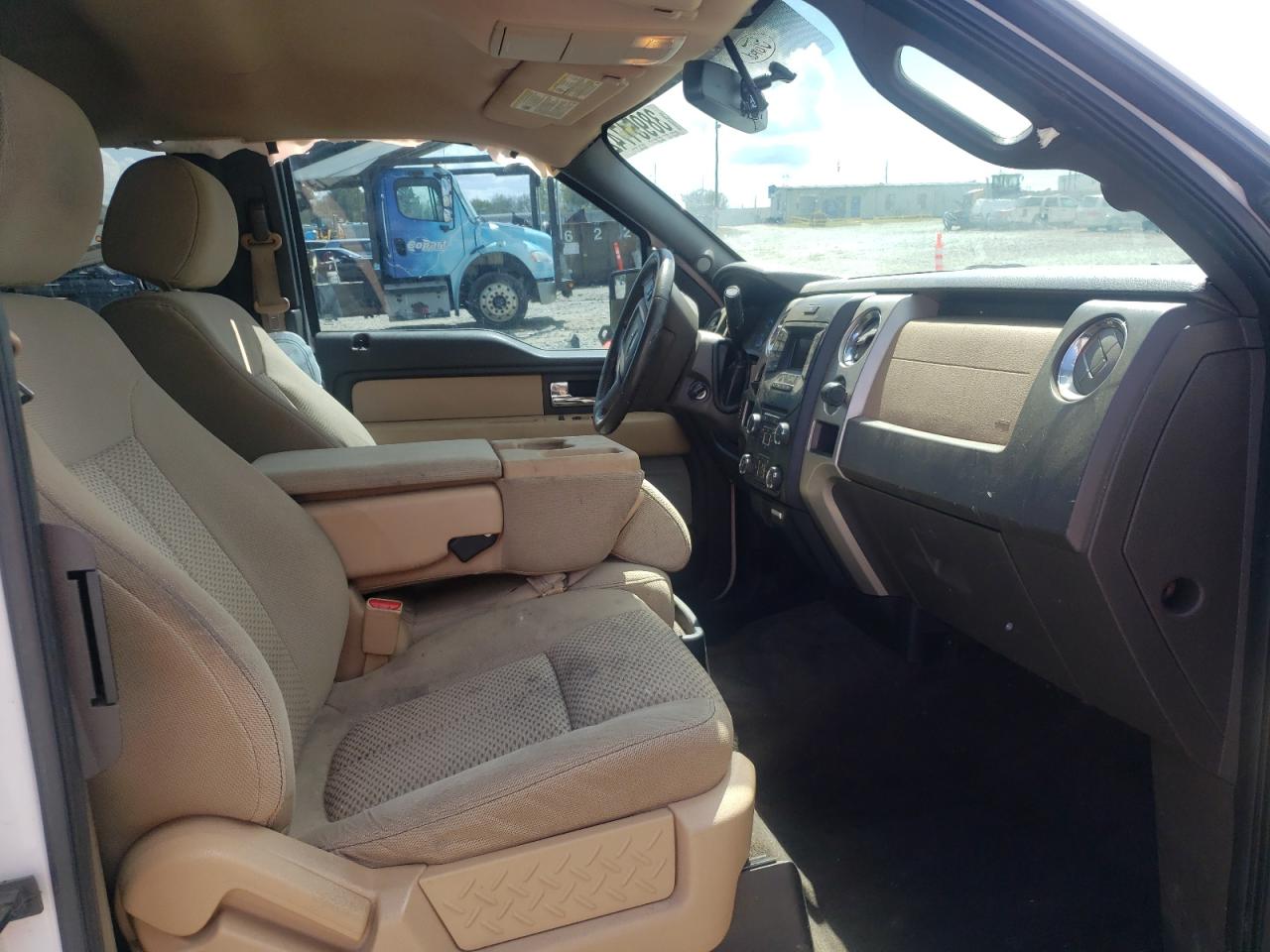 Photo 5 from auction – 2013 FORD F150 SUPER with VIN 1FTEX1CM2DFD55308