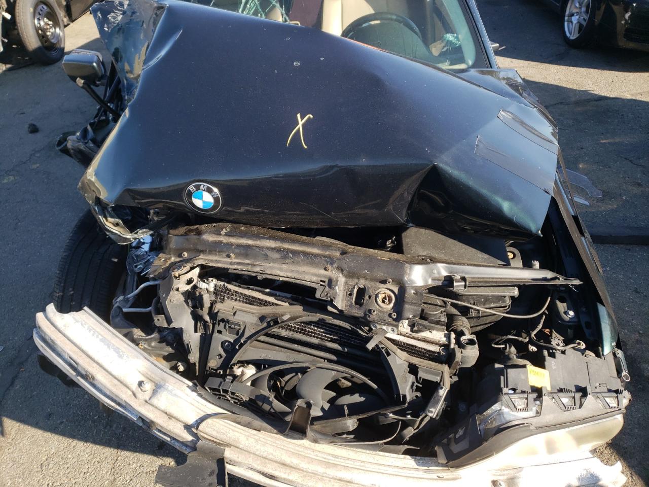 Photo 7 from auction – 2003 BMW 330 XI with VIN WBAEW53453PN30263