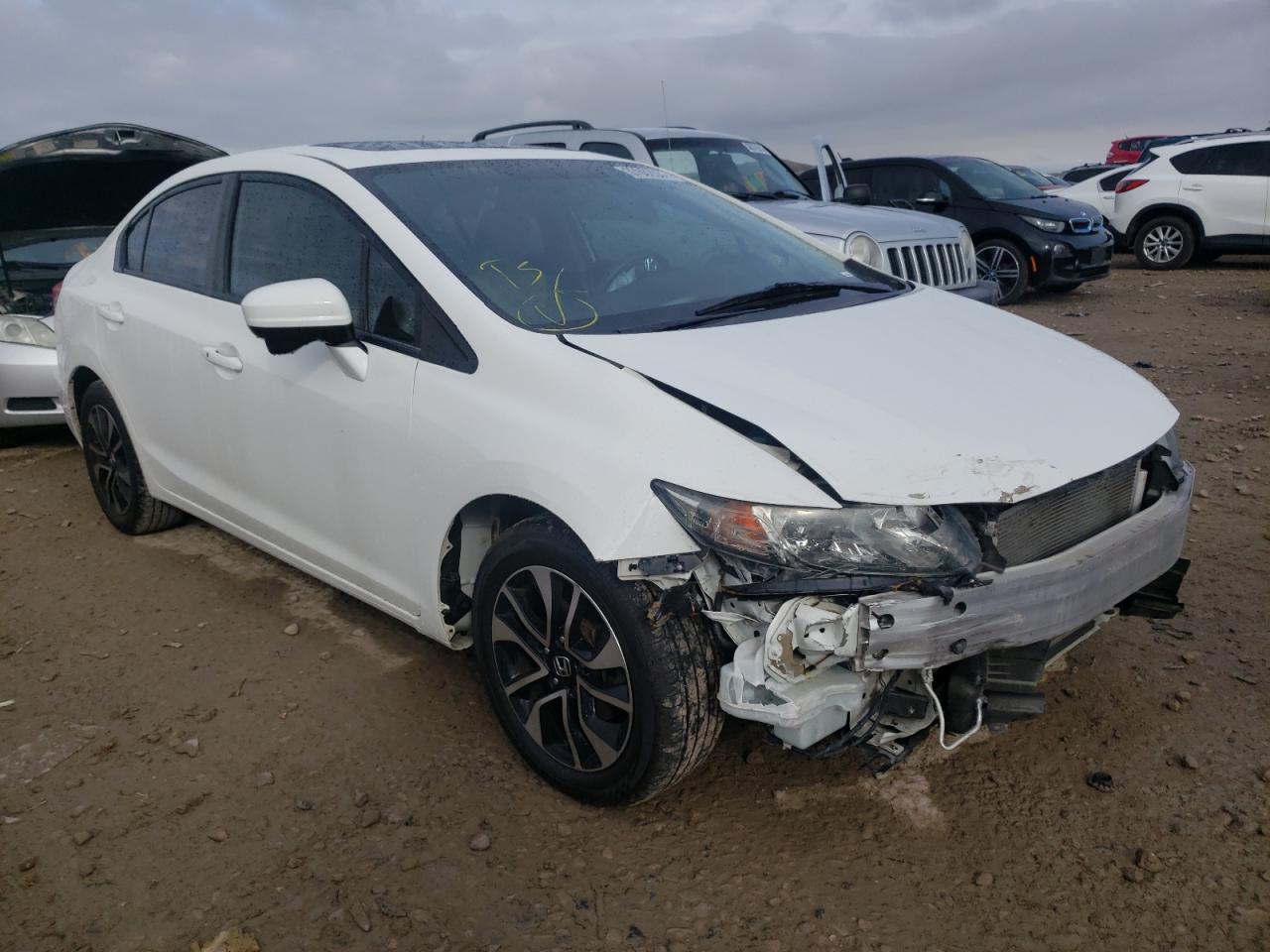 HONDA CIVIC 2014 مع رقم تعريف المركبة 2HGFB2F80EH554768 - صورة من المزاد