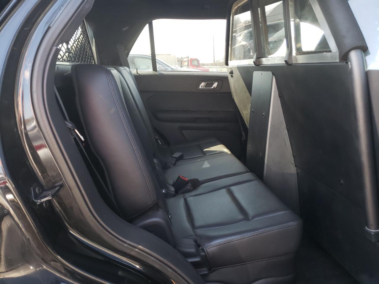 Photo 6 from auction – 2015 FORD EXPLORER P with VIN 1FM5K8AR3FGC40926
