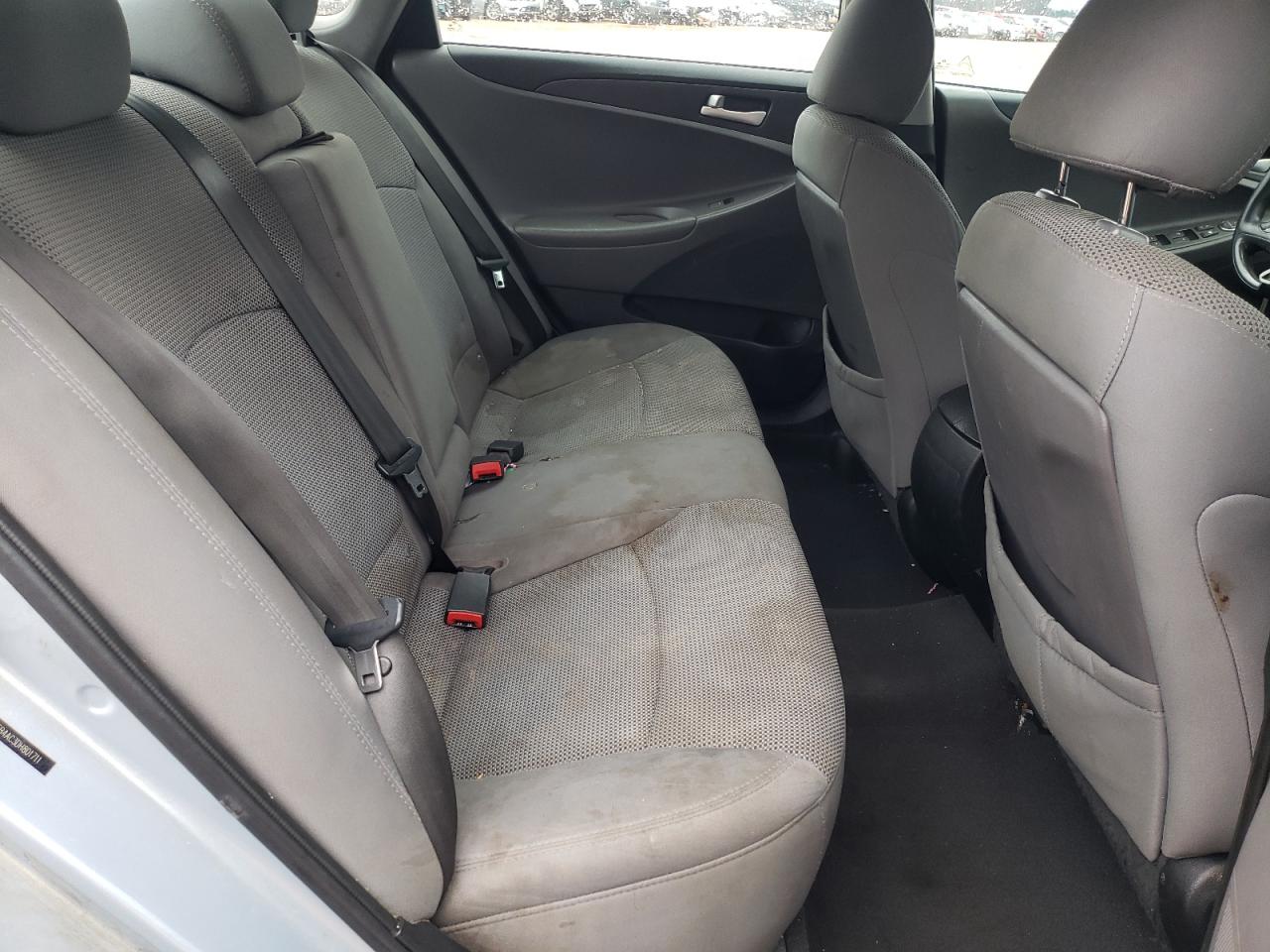 Photo 6 from auction – 2013 HYUNDAI SONATA GLS with VIN 5NPEB4AC3DH801711