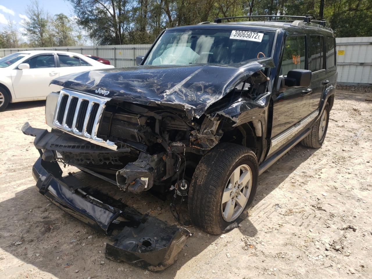 Photo 2 from auction – 2006 JEEP COMMANDER with VIN 1J8HH58266C253323