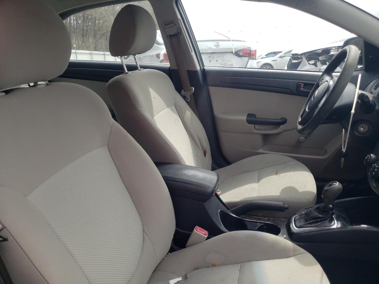 Photo 5 from auction – 2013 KIA FORTE LX with VIN KNAFT4A25D5707691