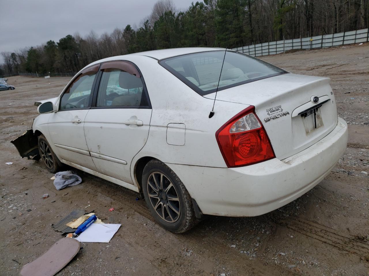 Photo 3 from auction – 2006 KIA SPECTRA LX with VIN KNAFE121865276216