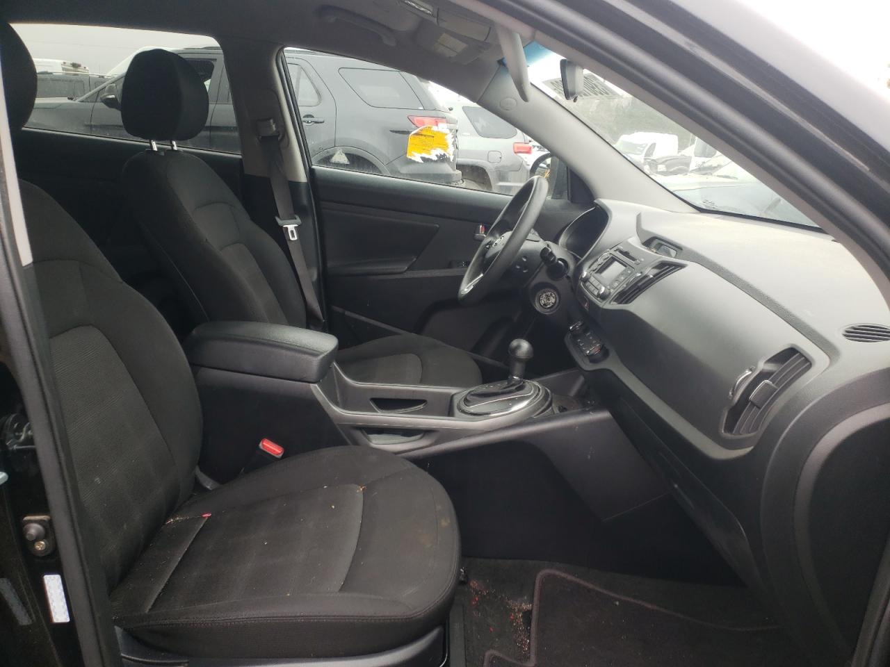 Photo 5 from auction – 2012 KIA SPORTAGE with VIN KNDPBCA26C7215274