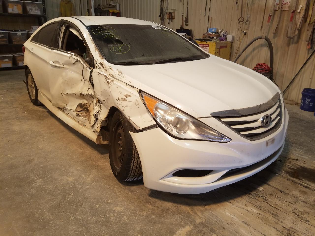 HYUNDAI SONATA GLS 2014 with VIN 5NPEB4AC3EH823239 - Photo from auction