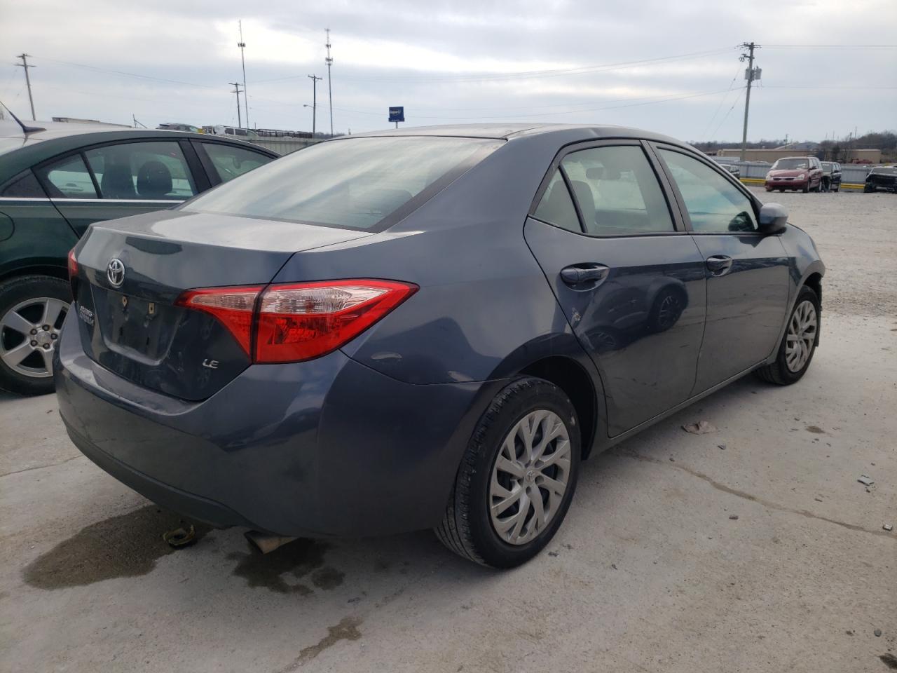 Photo 4 from auction – 2017 TOYOTA COROLLA LE with VIN 2T1BURHE1HC816461