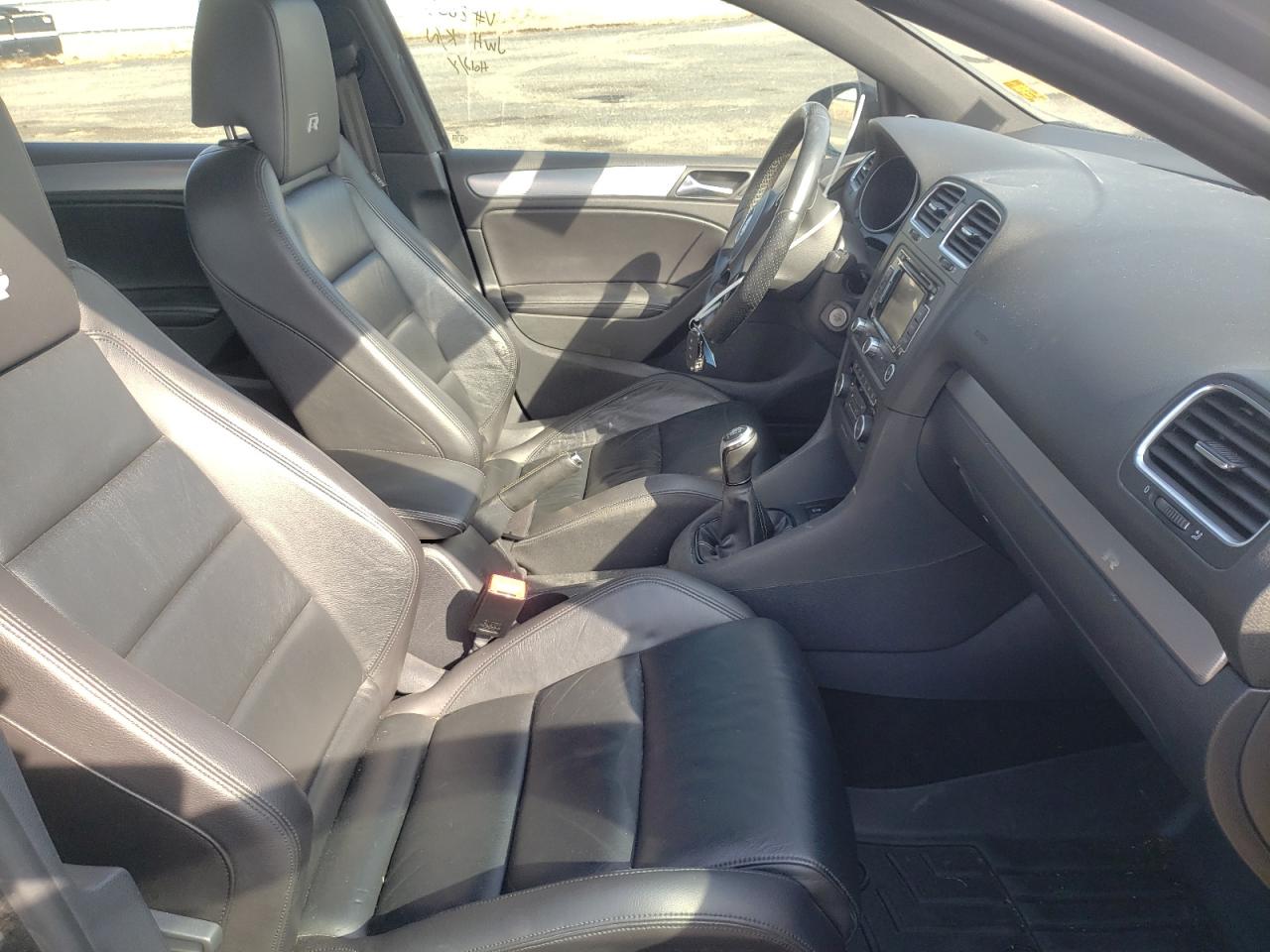 Photo 5 from auction – 2013 VOLKSWAGEN GOLF R with VIN WVWPF7AJ2DW062063