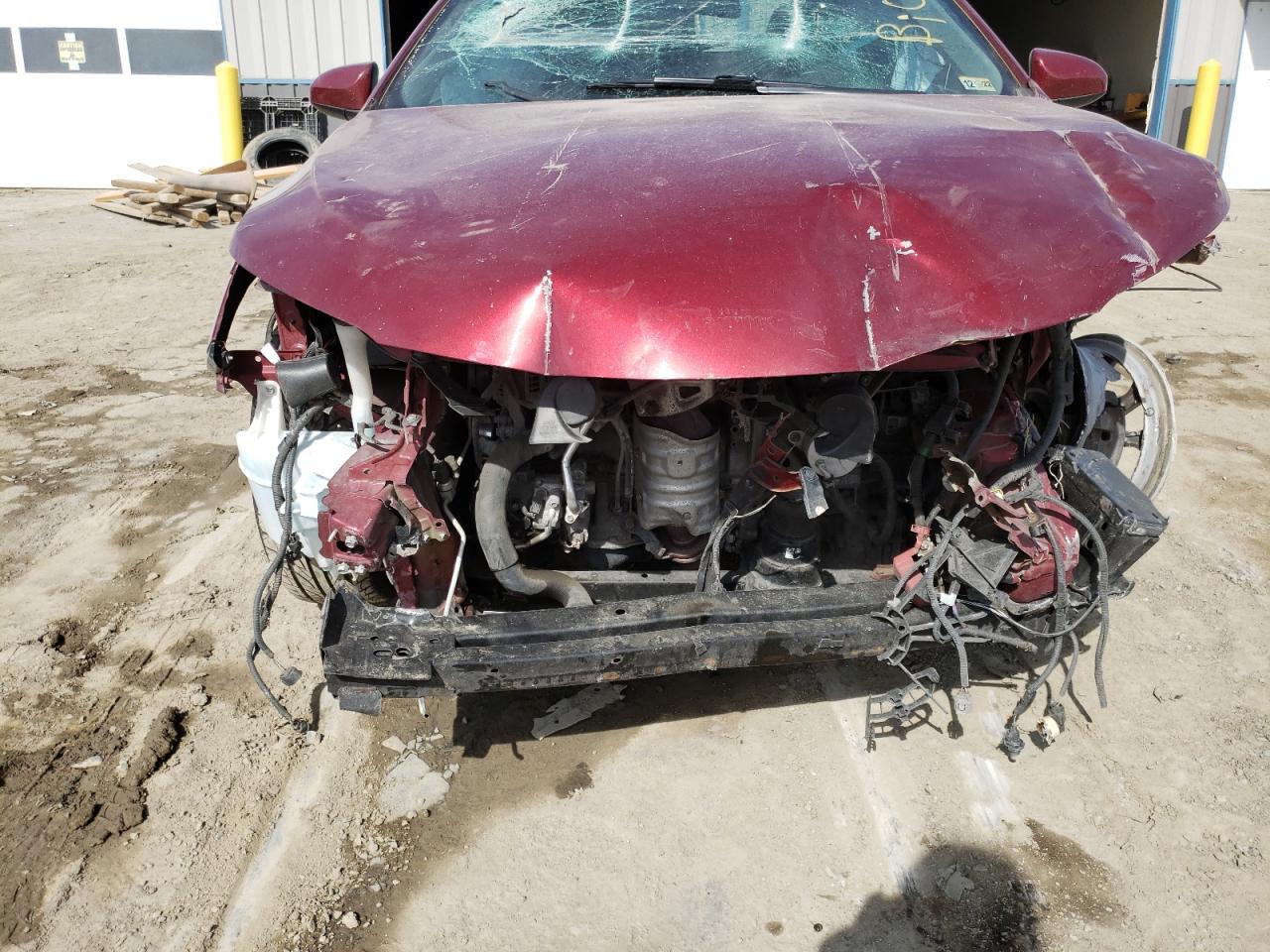 Photo 9 from auction – 2015 TOYOTA CAMRY LE with VIN 4T1BF1FK8FU984422