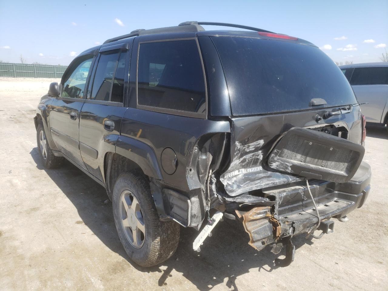 Photo 3 from auction – 2004 CHEVROLET TRAILBLAZE with VIN 1GNDT13S842324410