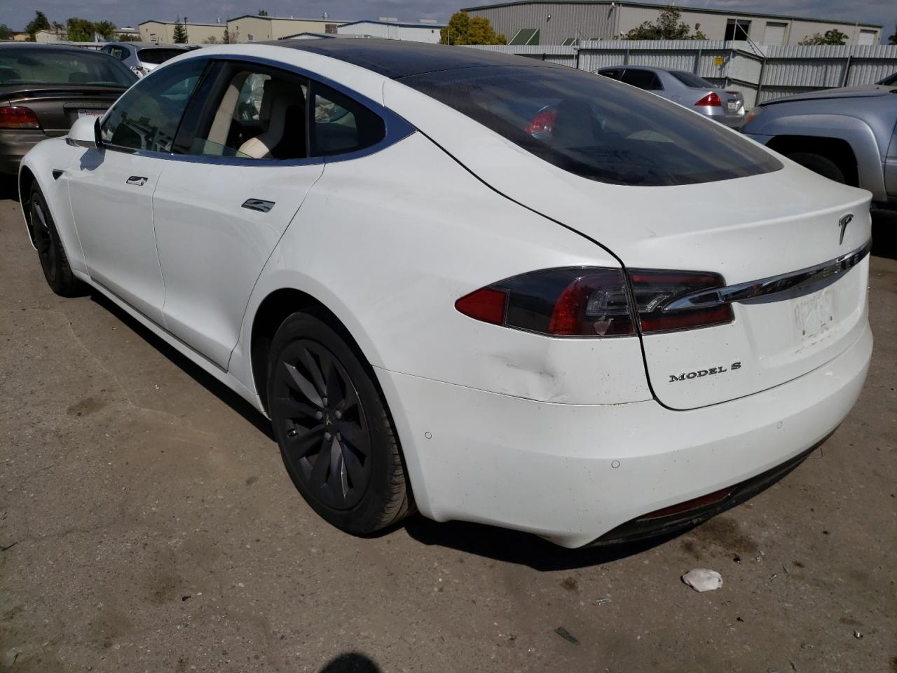 Photo 13 from auction – 2018 TESLA MODEL S with VIN 5YJSA1E28JF268707