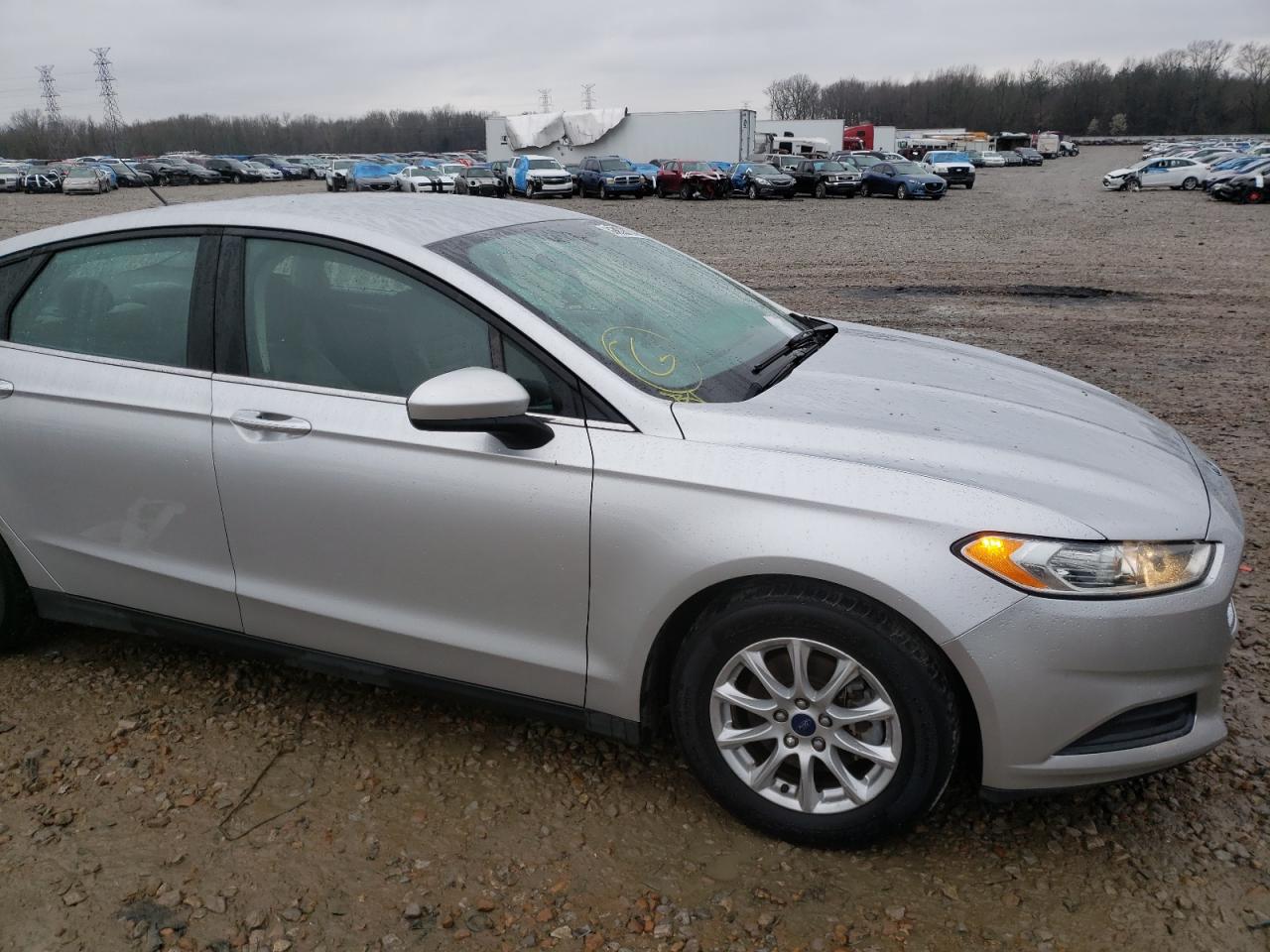 Photo 9 from auction – 2015 FORD FUSION S with VIN 3FA6P0G72FR122690