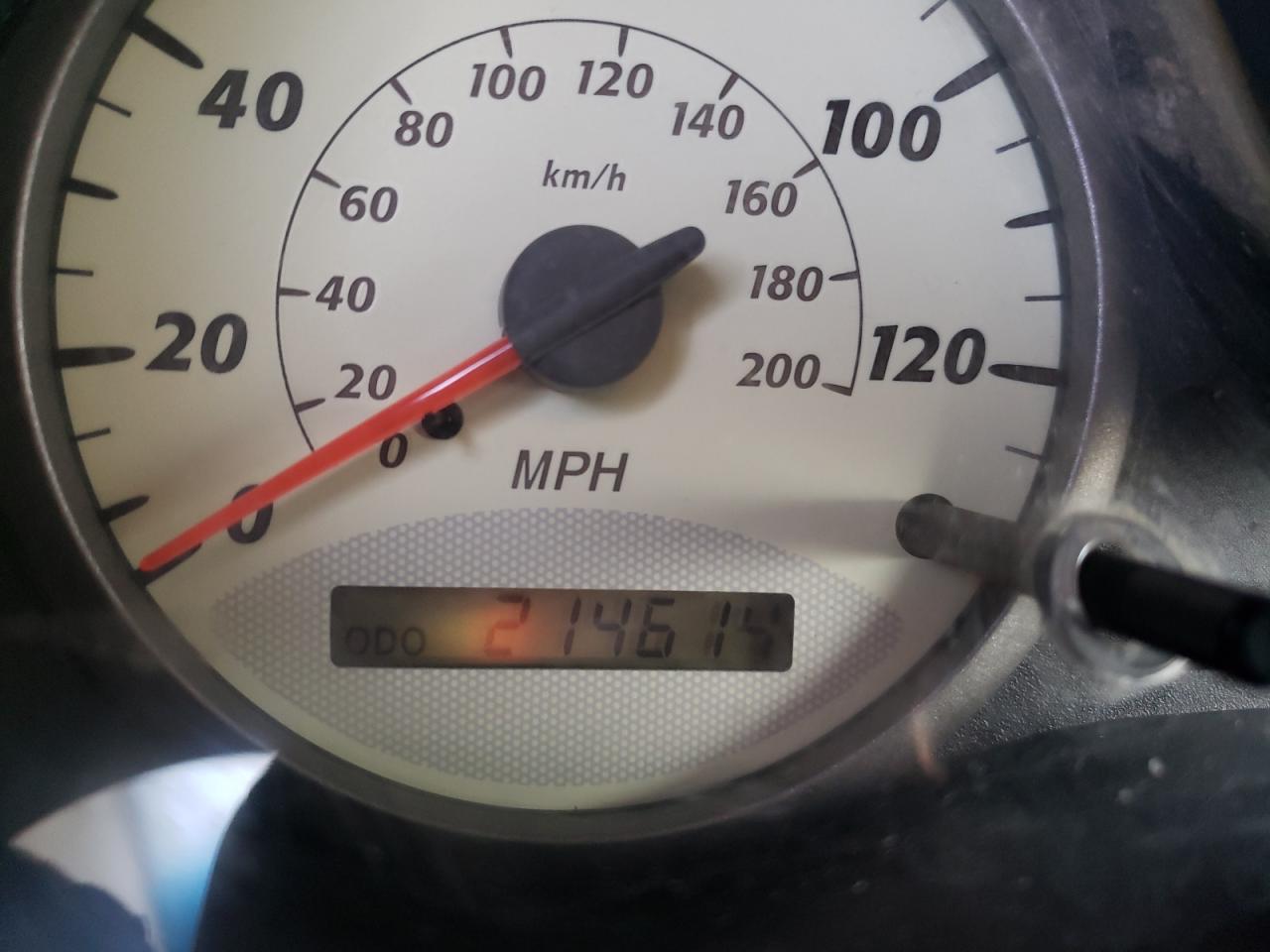 Photo 8 from auction – 2002 TOYOTA RAV4 with VIN JTEHH20VX26066859