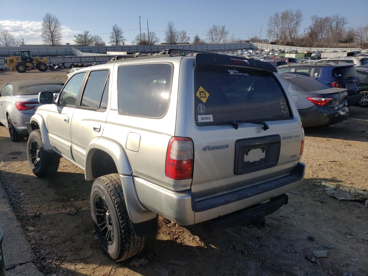 Photo 3 from auction – 2000 TOYOTA 4RUNNER LI with VIN JT3HN87R8Y0270116
