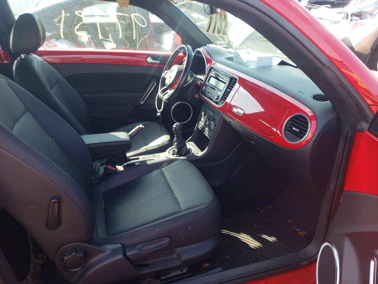 Photo 5 from auction – 2013 VOLKSWAGEN BEETLE with VIN 3VWHP7AT8DM679628
