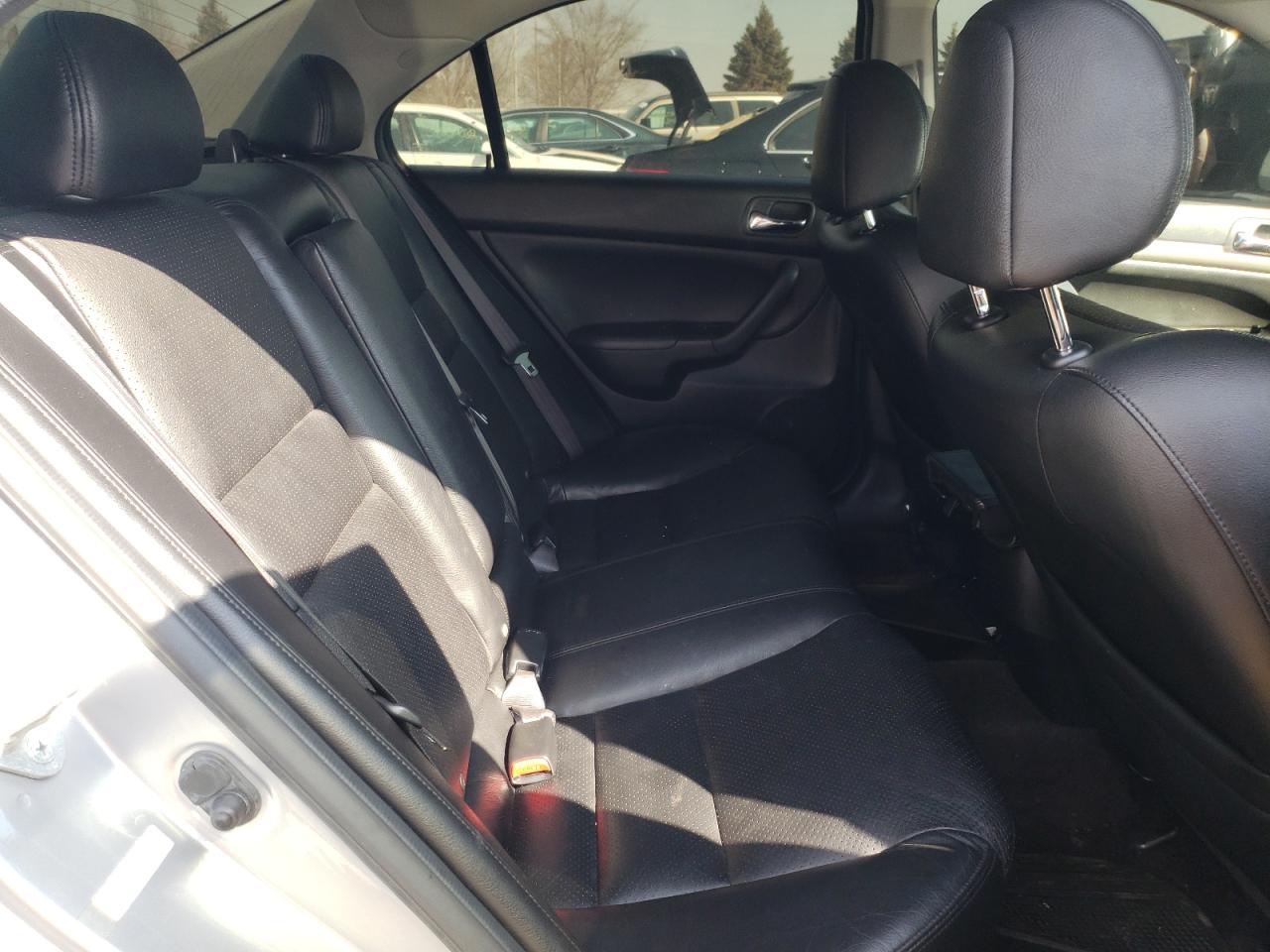 Photo 6 from auction – 2004 ACURA TSX with VIN JH4CL96814C040791