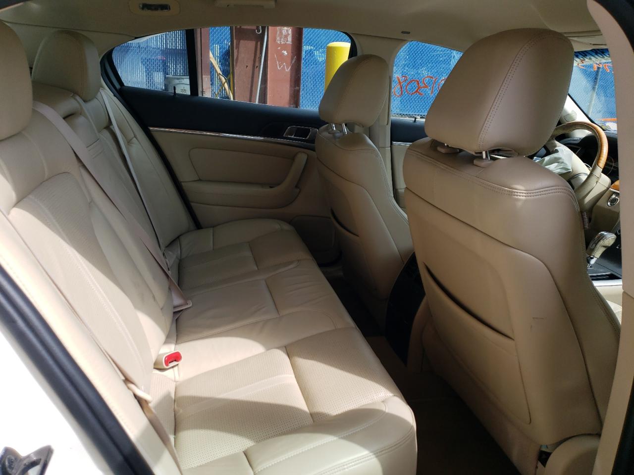Photo 6 from auction – 2009 LINCOLN MKS with VIN 1LNHM93R19G626503