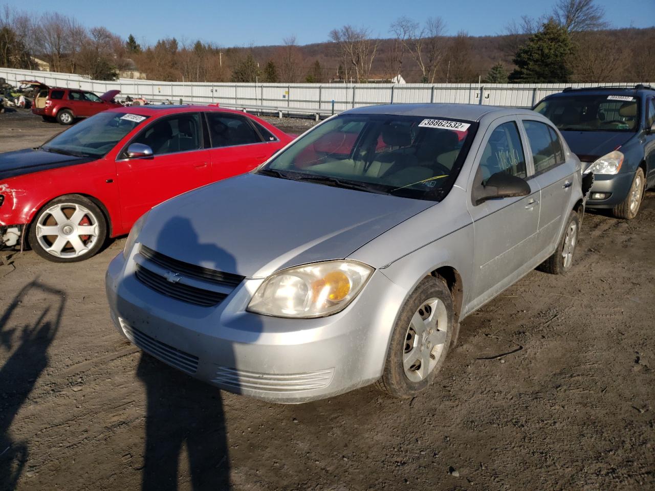 Photo 2 from auction – 2005 CHEVROLET COBALT with VIN 1G1AK52F657572680
