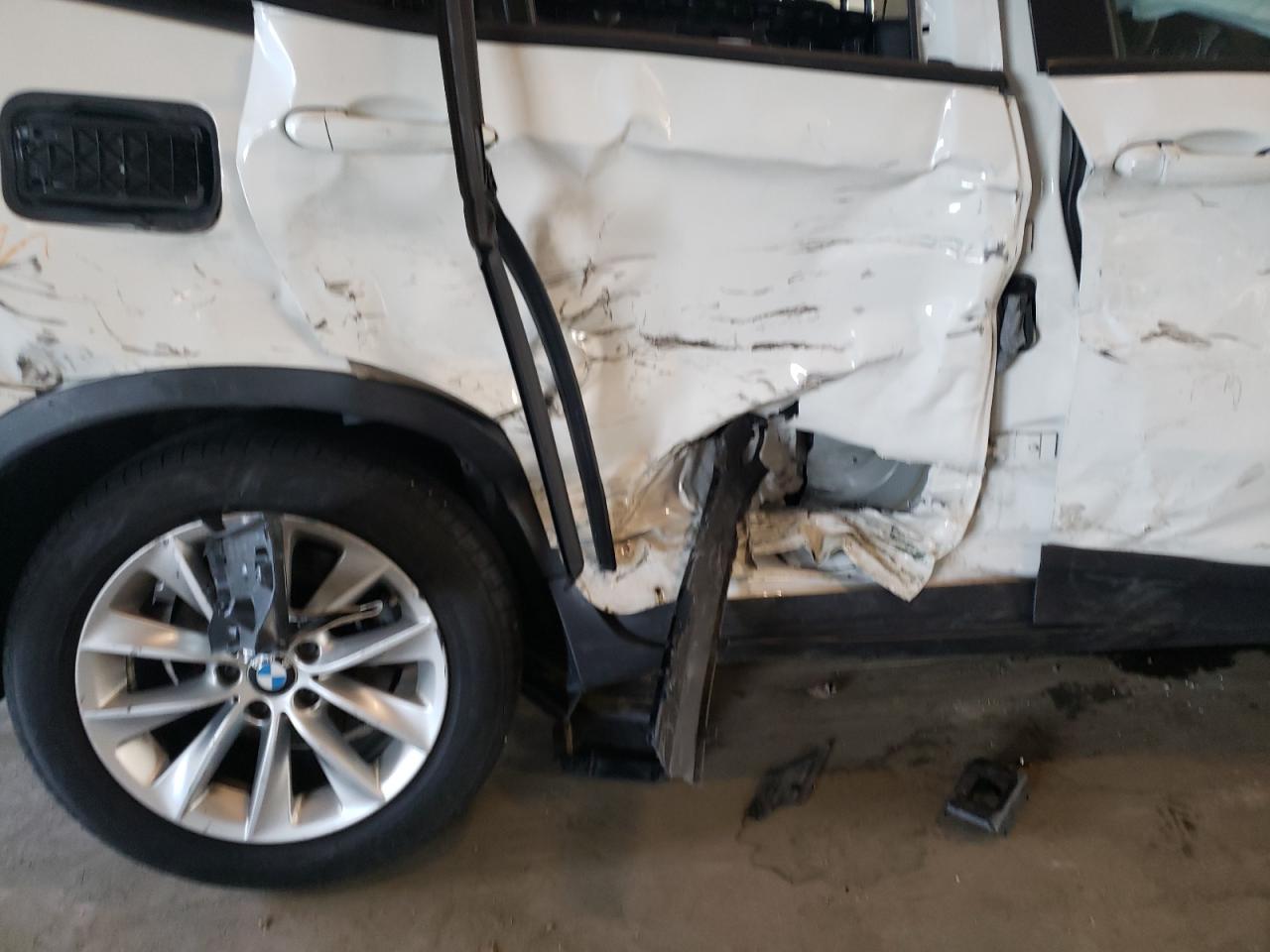 Photo 9 from auction – 2014 BMW X3 XDRIVE2 with VIN 5UXWX9C50E0D26228