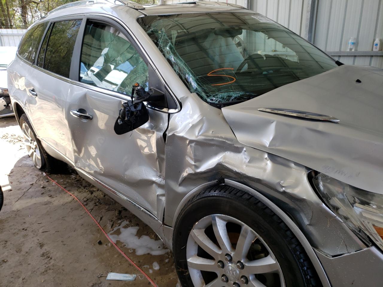Photo 9 from auction – 2015 BUICK ENCLAVE with VIN 5GAKVCKD0FJ364824