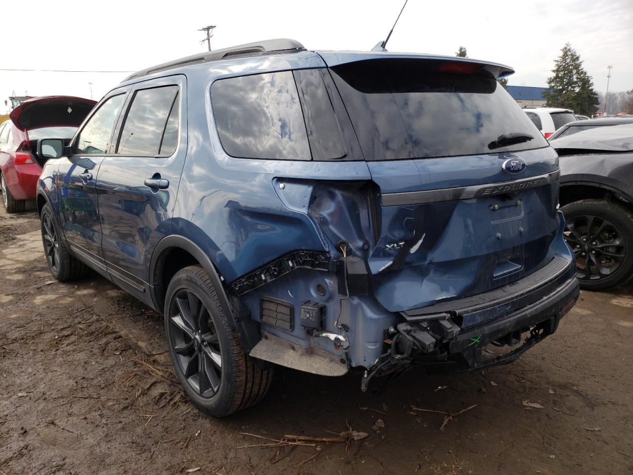 Photo 3 from auction – 2019 FORD EXPLORER X with VIN 1FM5K8D85KGA87415