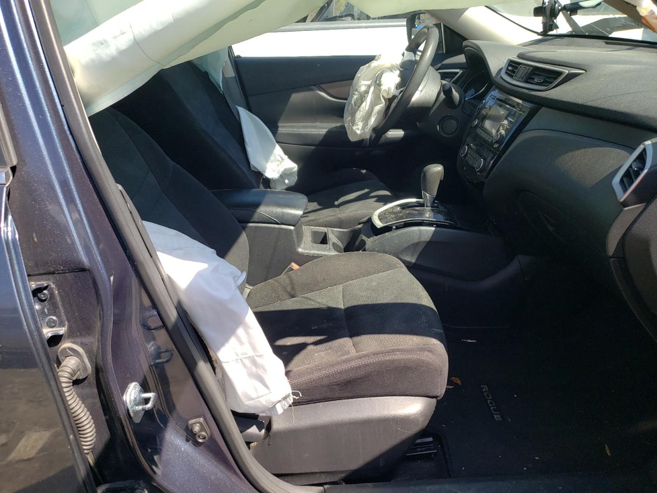 Photo 5 from auction – 2014 NISSAN ROGUE S with VIN 5N1AT2MT8EC818265