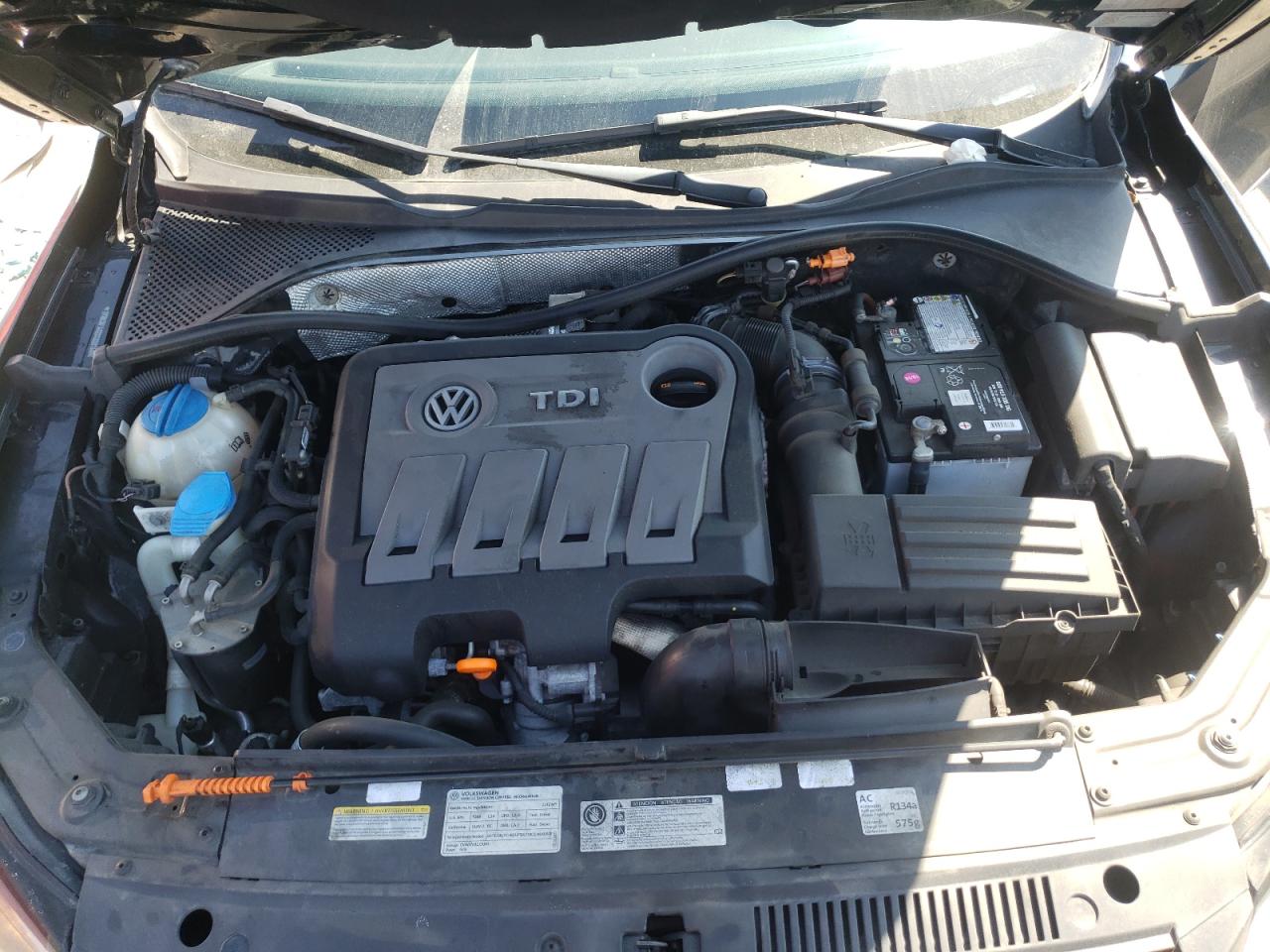 Photo 7 from auction – 2012 VOLKSWAGEN PASSAT SEL with VIN 1VWCN7A32CC023148