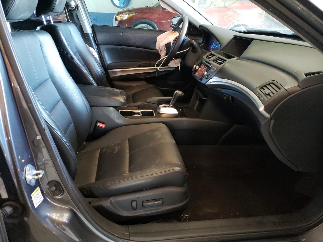Photo 5 from auction – 2013 HONDA CROSSTOUR with VIN 5J6TF2H53DL003187