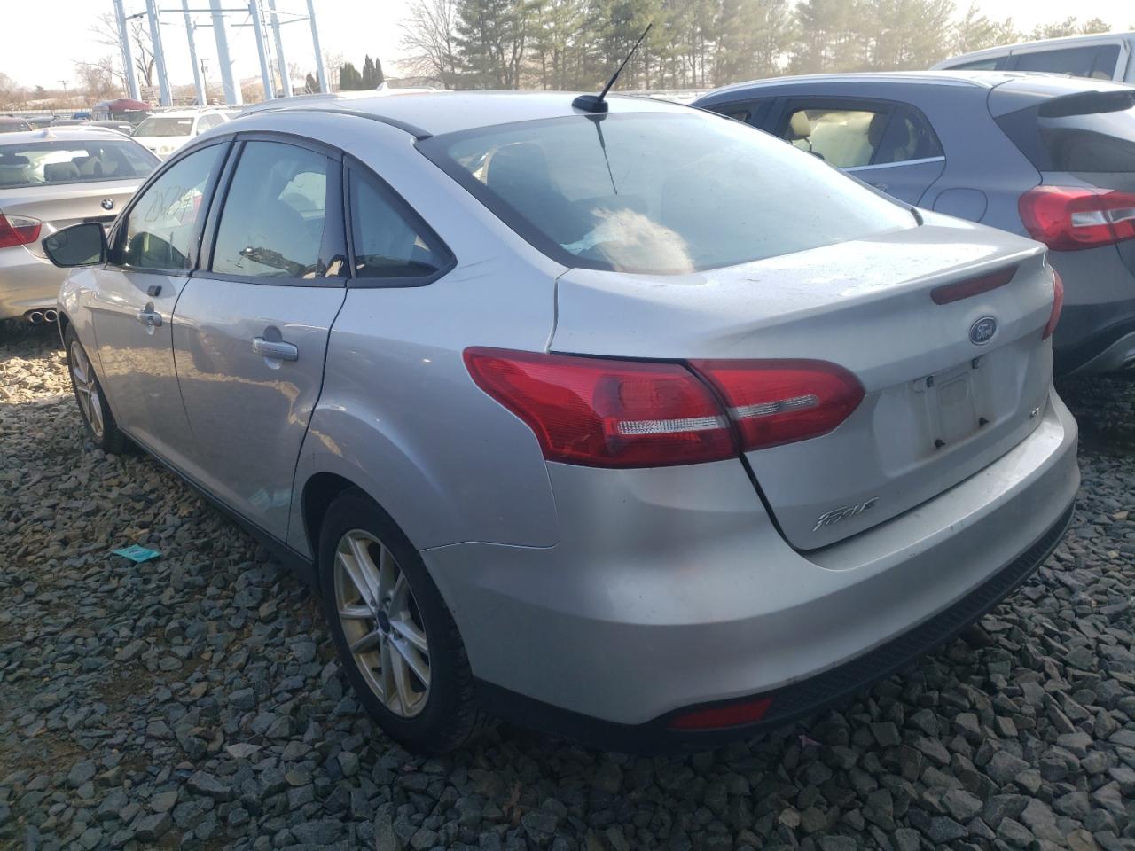 Photo 3 from auction – 2016 FORD FOCUS SE with VIN 1FADP3F23GL392901
