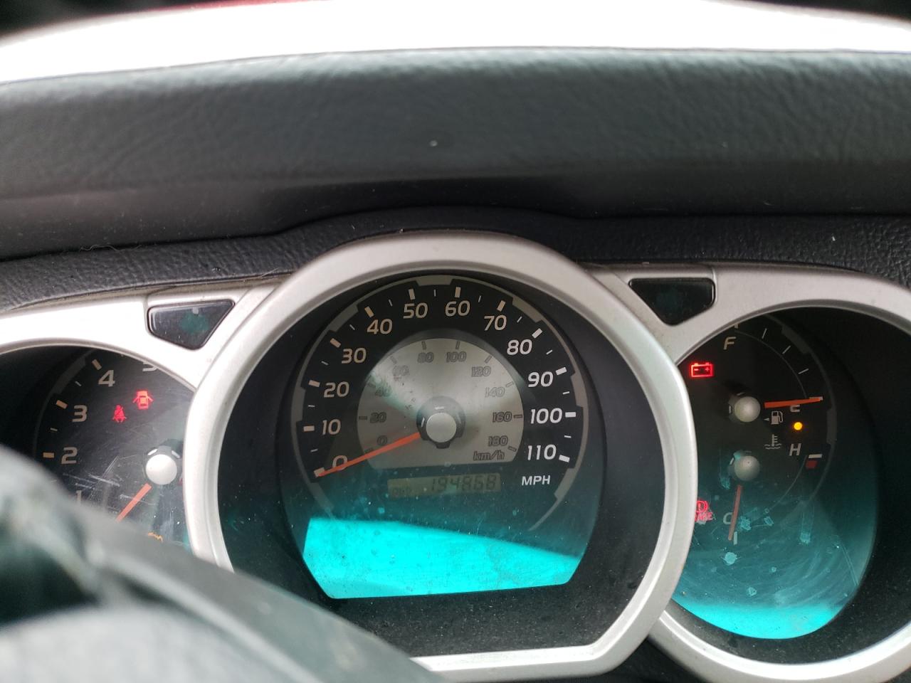 Photo 8 from auction – 2004 TOYOTA 4RUNNER SR with VIN JTEZU14R040042986