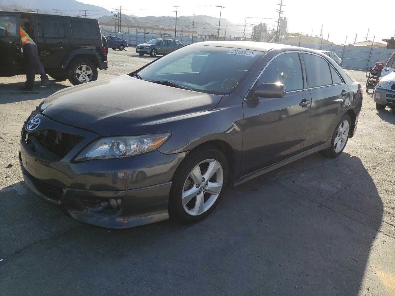 Photo 2 from auction – 2010 TOYOTA CAMRY BASE with VIN 4T1BF3EK1AU019066