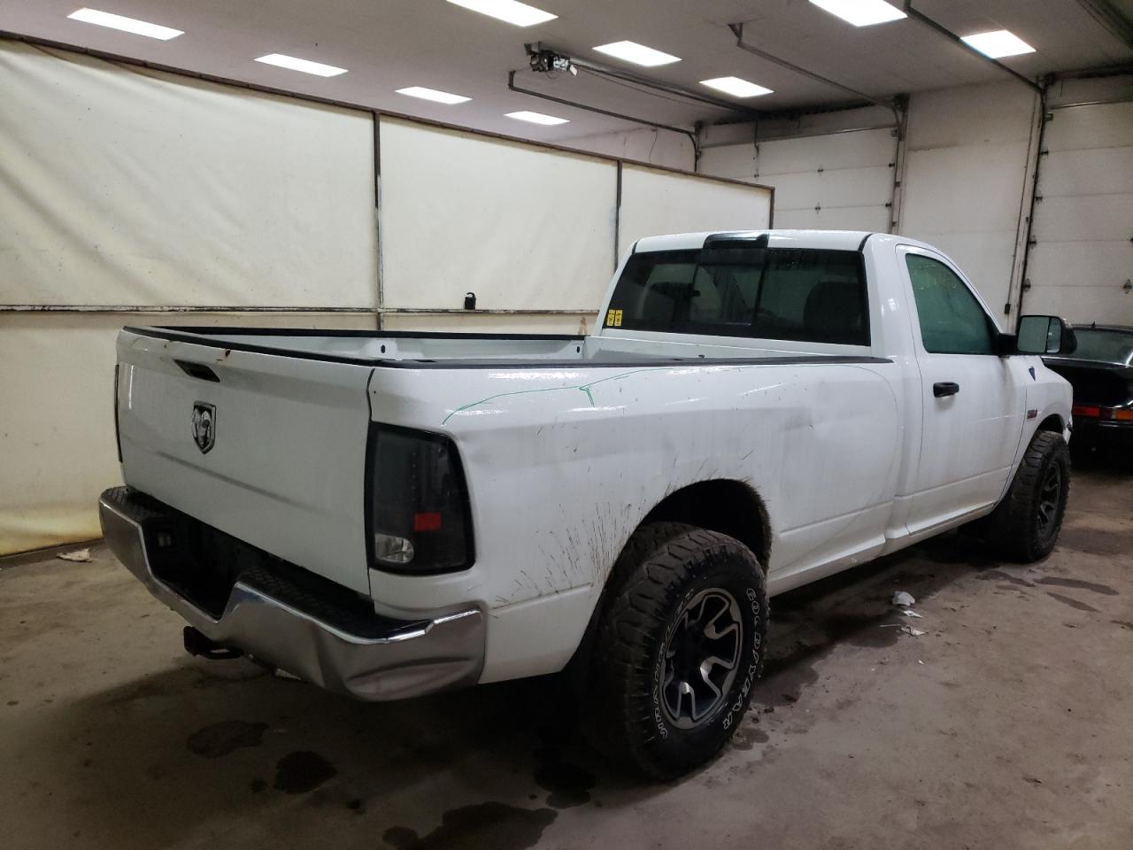 Photo 4 from auction – 2014 RAM 1500 ST with VIN 3C6JR6DT5EG137723