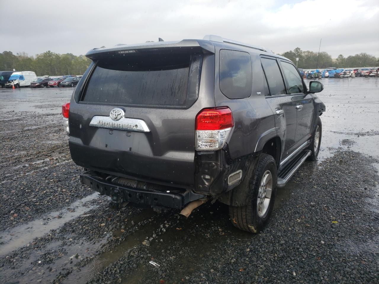 Photo 4 from auction – 2011 TOYOTA 4RUNNER SR with VIN JTEZU5JR2B5014537