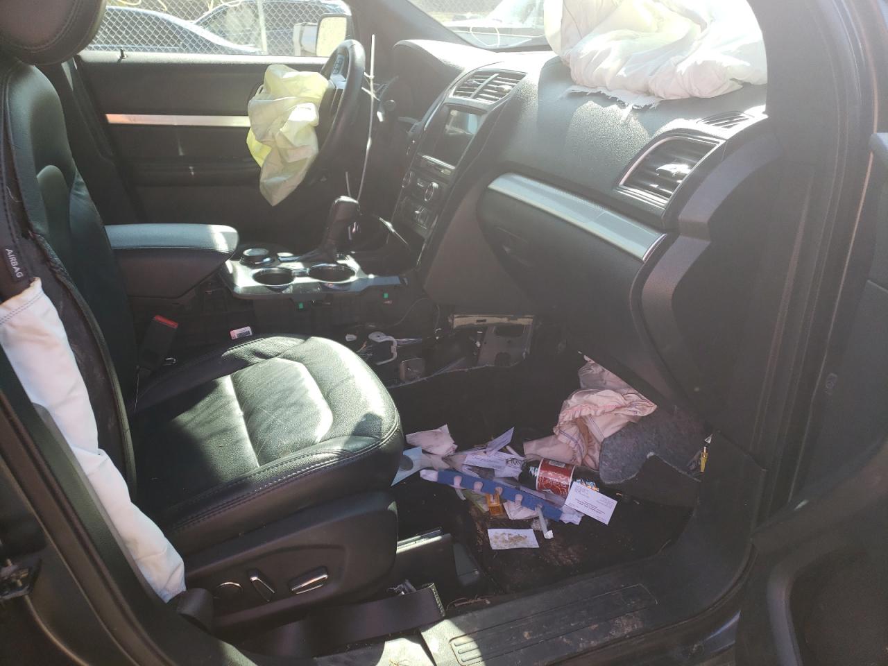 Photo 5 from auction – 2017 FORD EXPLORER X with VIN 1FM5K8D87HGD83903